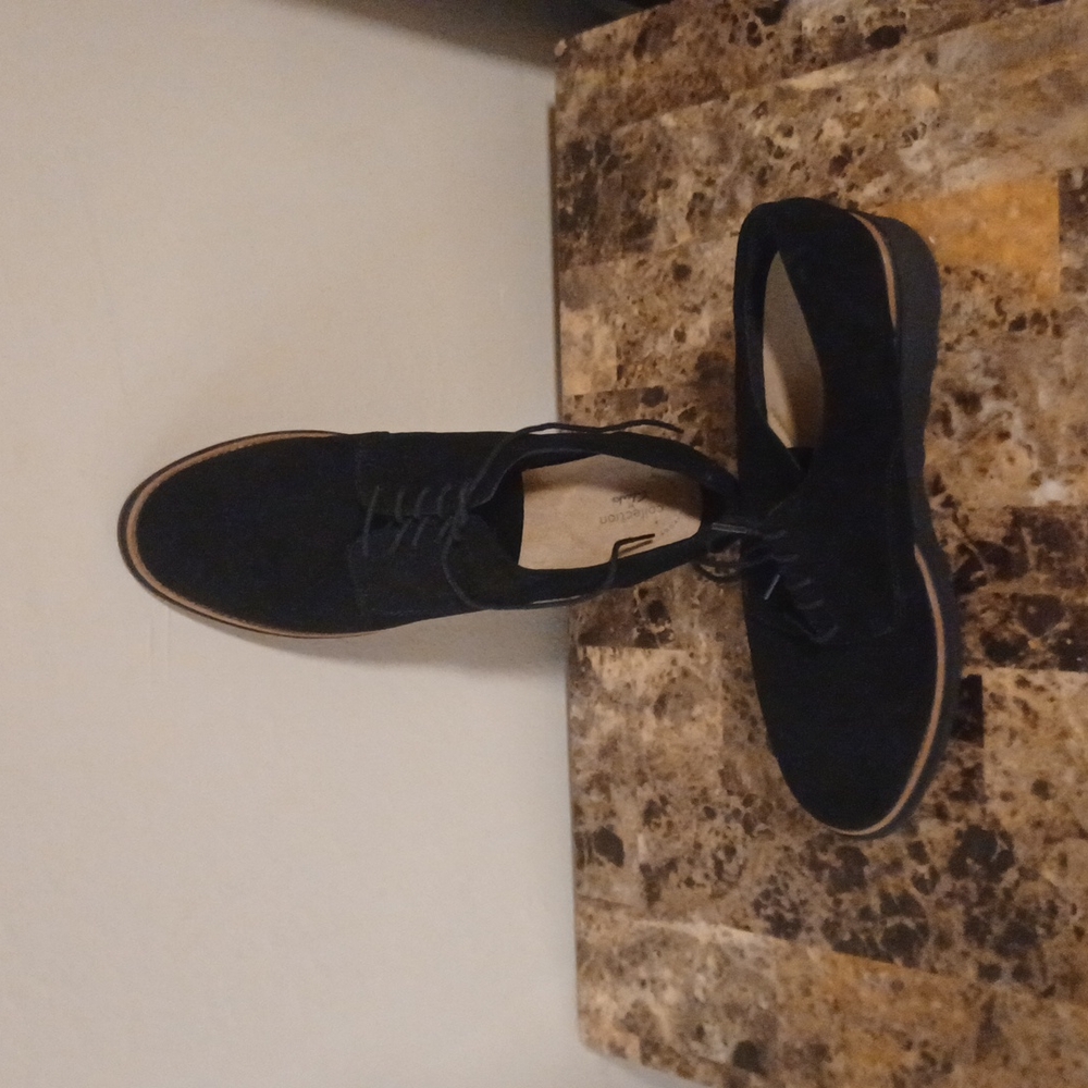 Collection by Clarks, size 9wide, color black